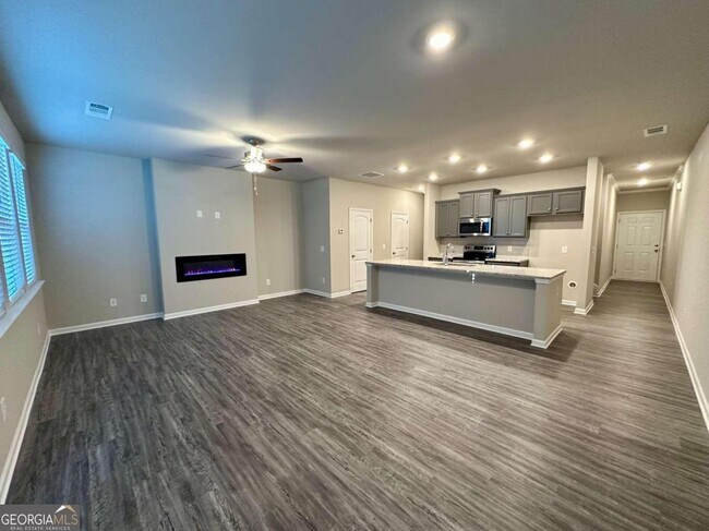 Building Photo - 252 Whitetail Cir