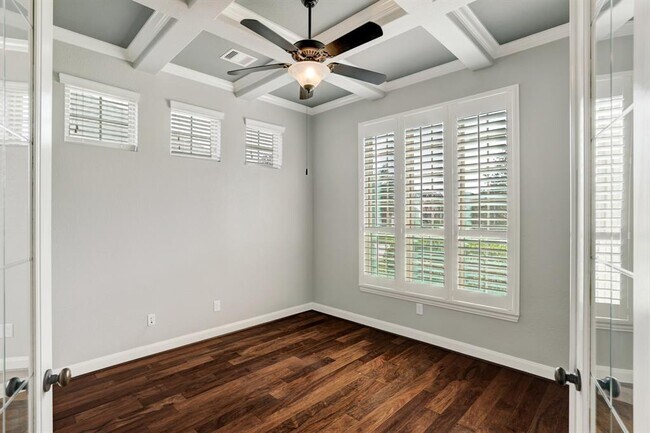 Building Photo - 2309 Brighton Park Ln