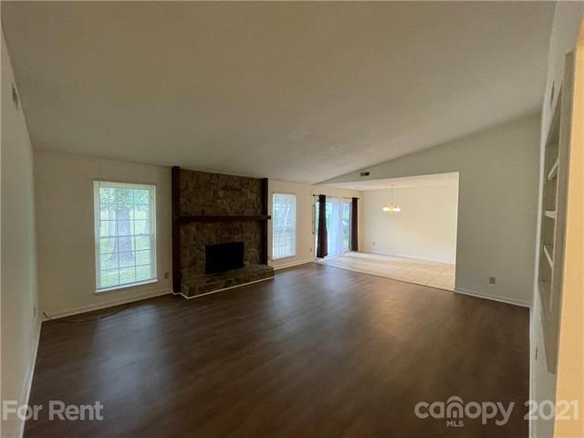 Building Photo - 6414 Woodbridge Rd