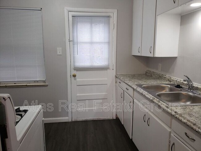 Building Photo - 3765 Wolff St