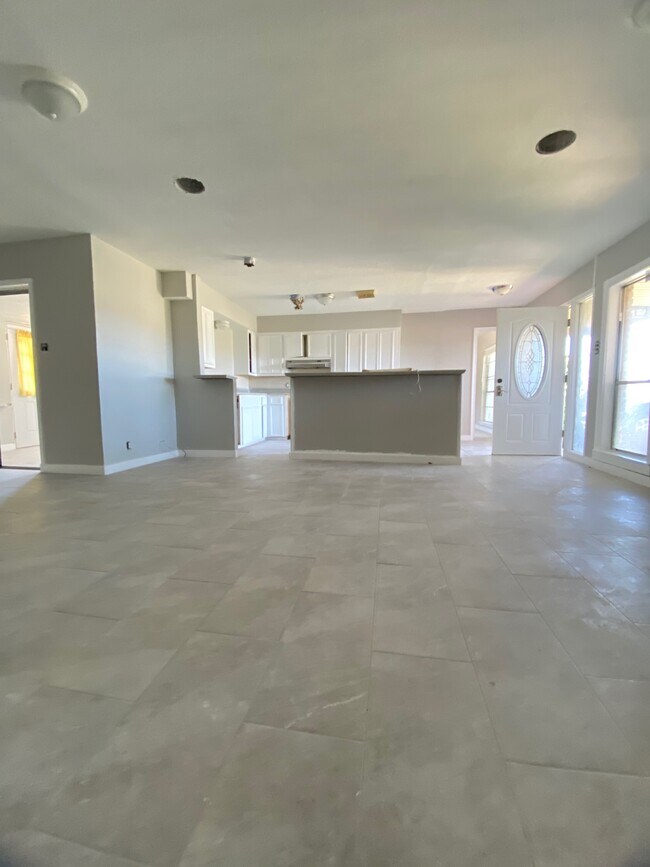 Foto del edificio - 841 Belmeade Dr