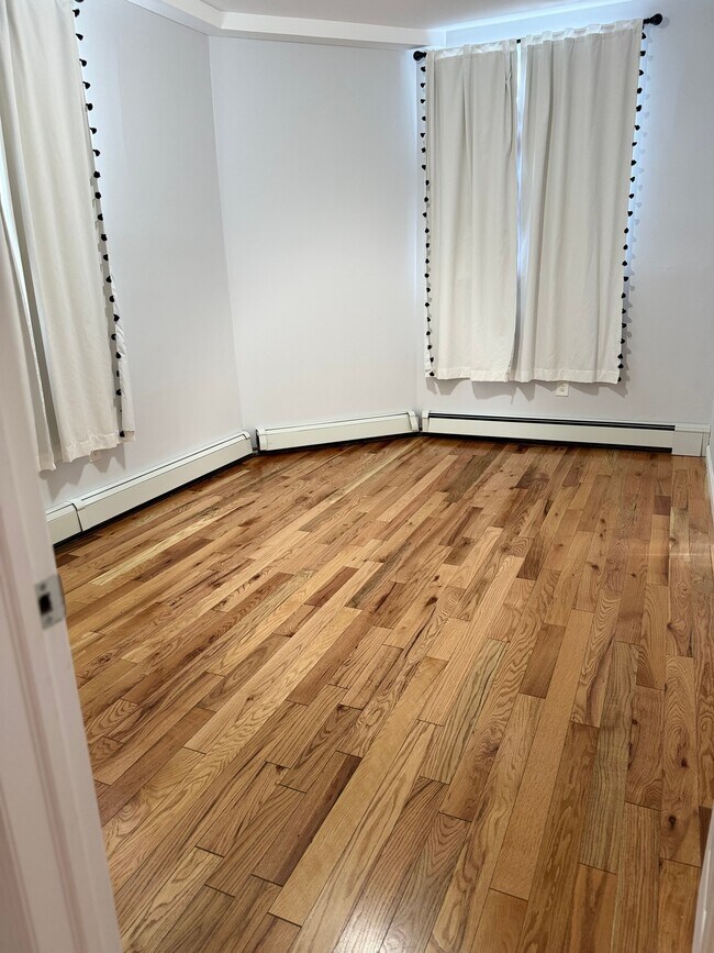 Foto del edificio - 288 2nd Ave W