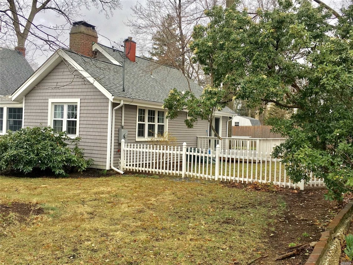 Primary Photo - 221 Jefferson St