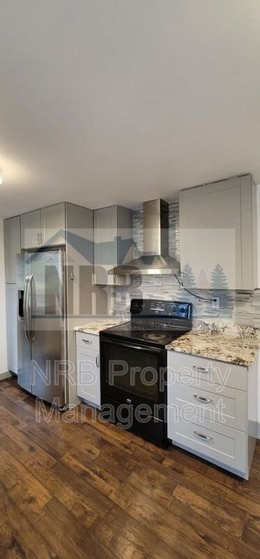 Foto del edificio - 838 E 51st St