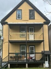 Building Photo - 12 Franklin St