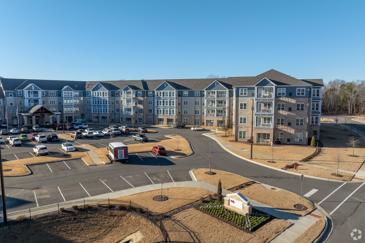 Building Photo - The Crossings at North River