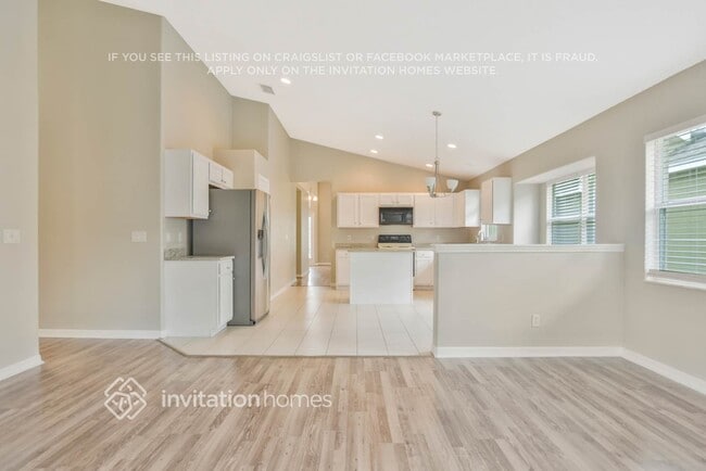 Building Photo - 3850 Aiden Pl