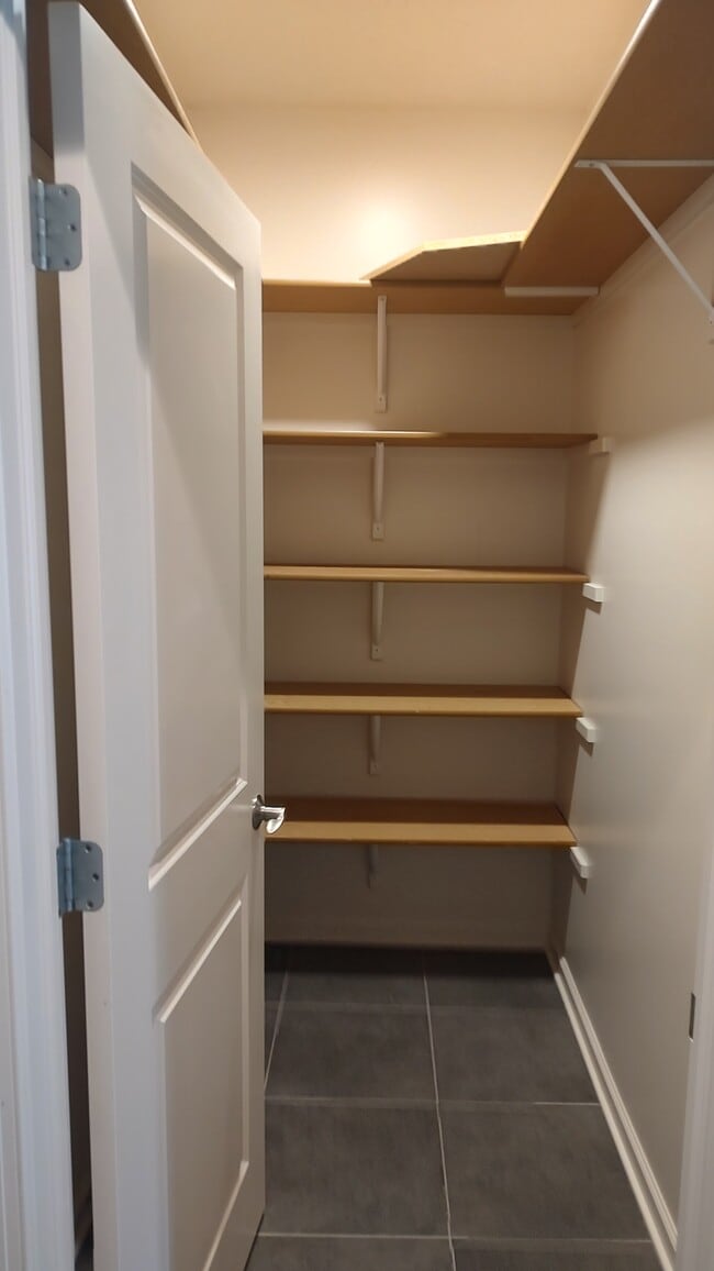 Walk In Pantry - 5814 Princess Margaret Dr