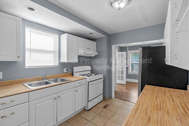 Foto del edificio - 44 Blakemore Pl