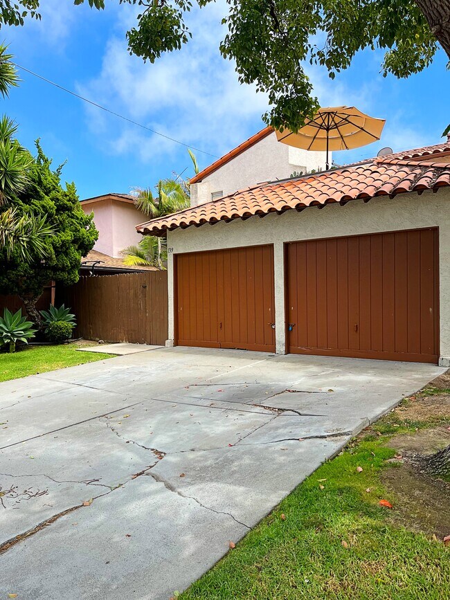 Foto del edificio - 139 Avenida Miramar