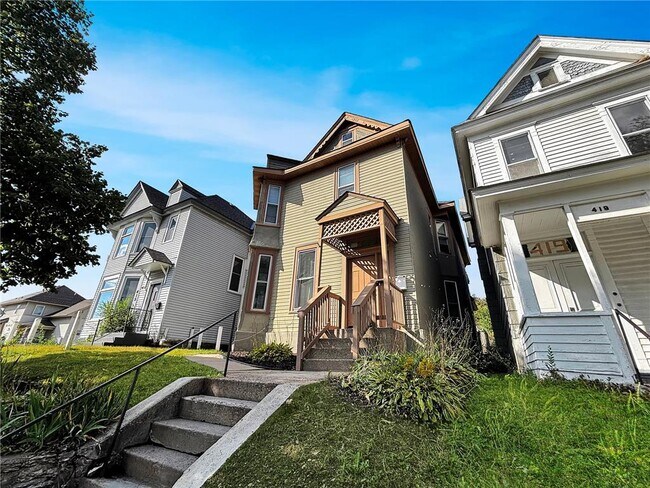 Foto del edificio - 417 Mt Ida St