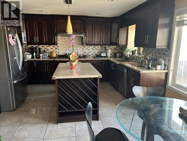 Building Photo - 5510 Rumble St