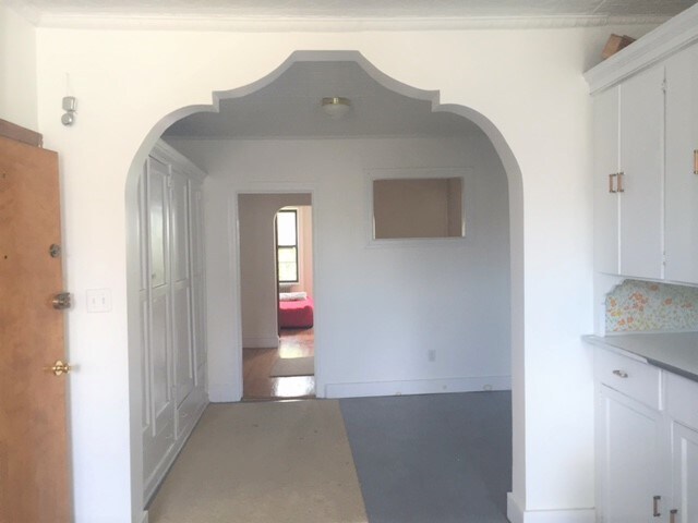 Primary Photo - 319 Van Brunt St