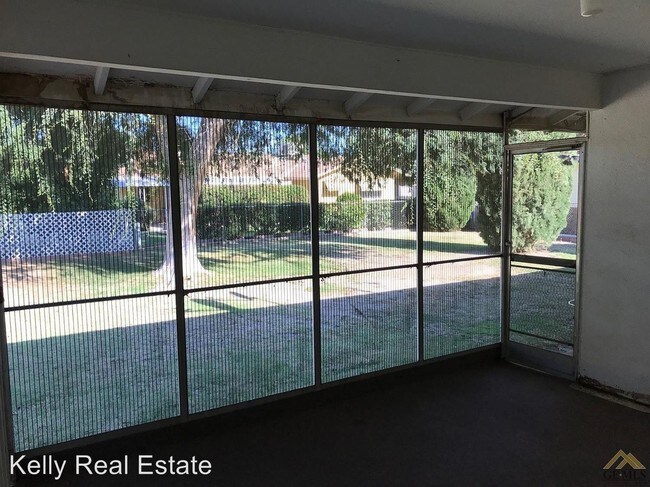 Foto del edificio - 2 br, 1 bath House - 905 River Oaks