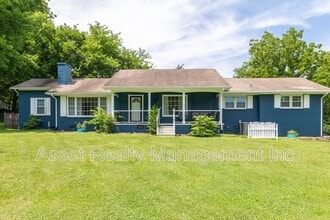 Building Photo - 201 Farlow Dr