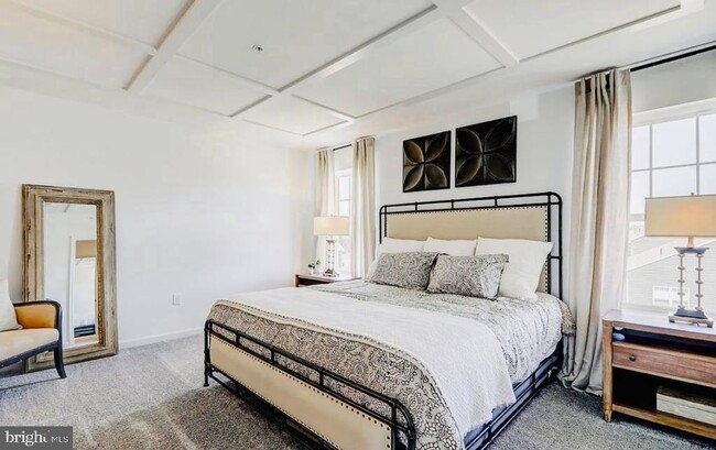 Foto del edificio - 230 Highland Ct