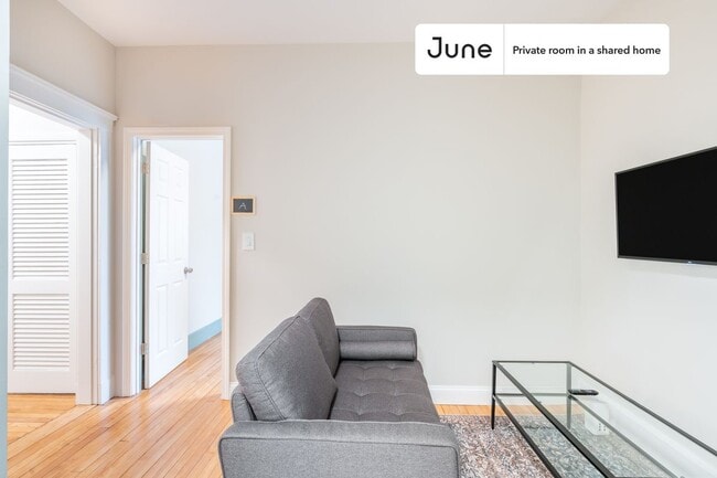 Building Photo - Room in Shared 2 bed/1 bath home