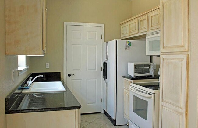 Foto del edificio - 603 E 8th St