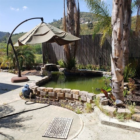 Building Photo - 3930 Lake Cir Dr