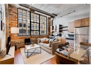 Building Photo - 730 N Washington Ave