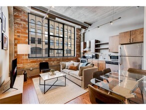 Building Photo - 730 N Washington Ave
