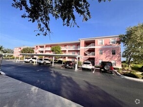 Building Photo - 2120 Heron Lake Dr