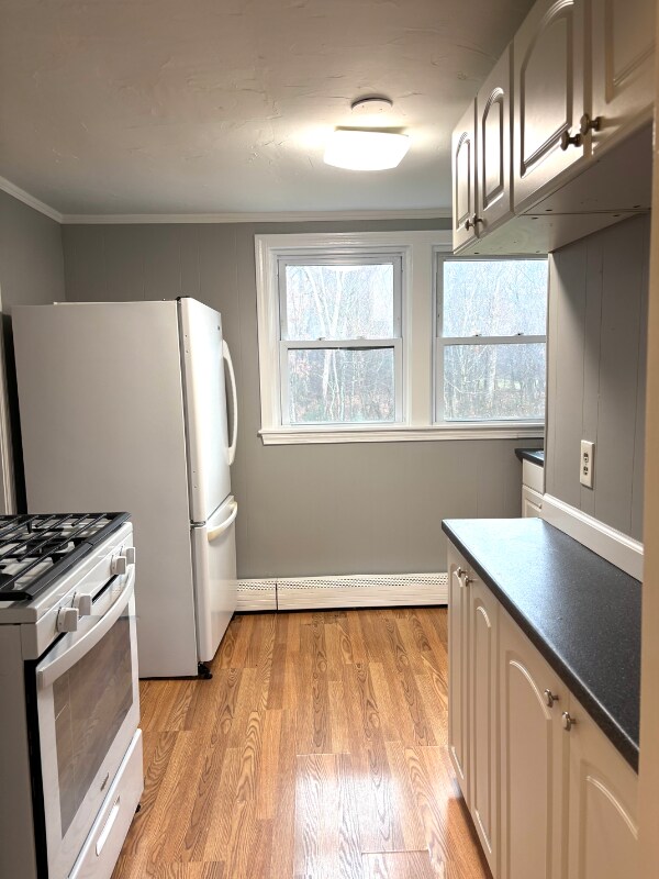 Photo - 337 Village St Townhome