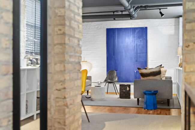 Foto del edificio - 3759 N Wayne Ave