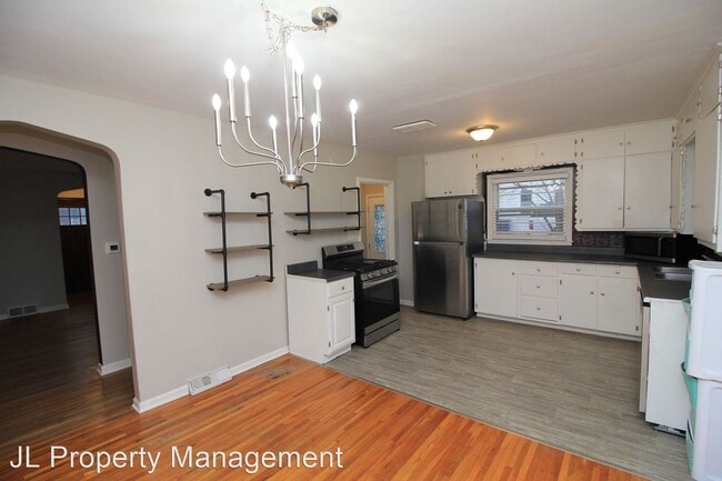 Foto del edificio - 3 br, 2 bath House - 2407 S Phillips Ave