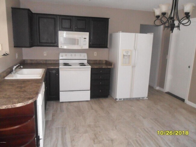 Building Photo - El Mirage Home with Tile Flooring Throughout