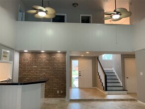 Building Photo - 614 Ellingham Dr