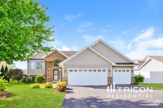 Building Photo - 783 Harrison Dr
