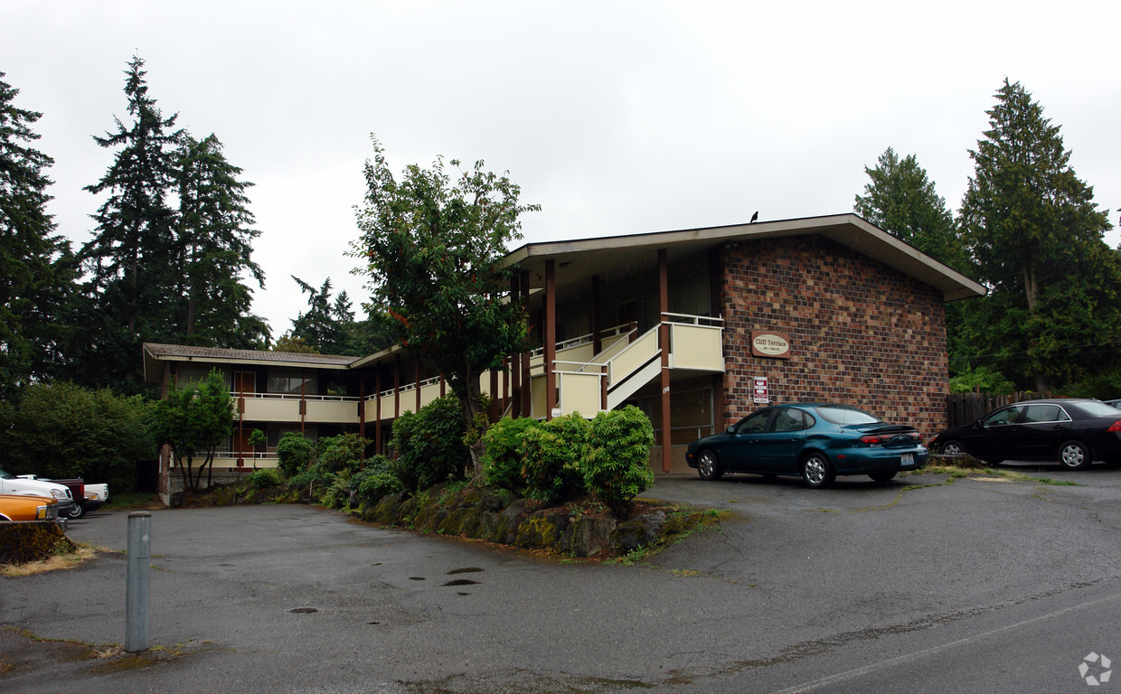 Primary Photo - Cliff Terrace Apartments