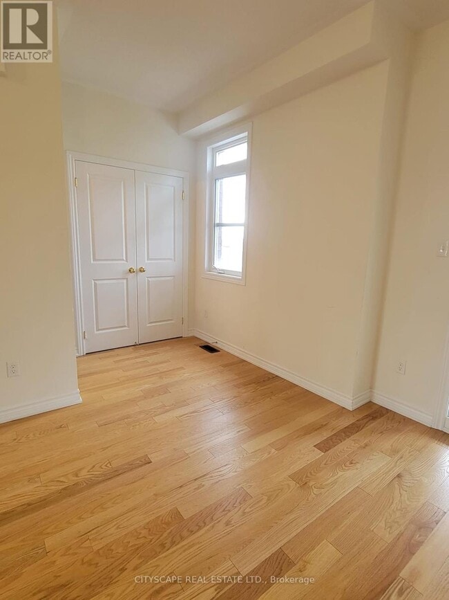 Building Photo - 2540-2540 William Jackson Dr