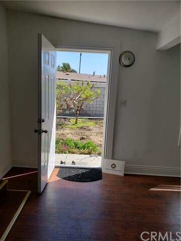 Foto del edificio - 1548 Kwis Ave