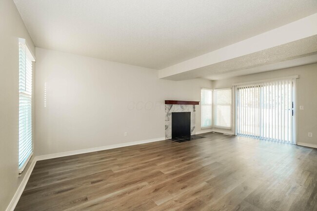 Building Photo - 5232 Redlands Dr