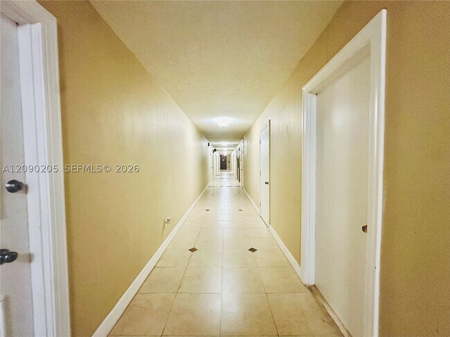 Foto del edificio - 1401 S Ocean Dr