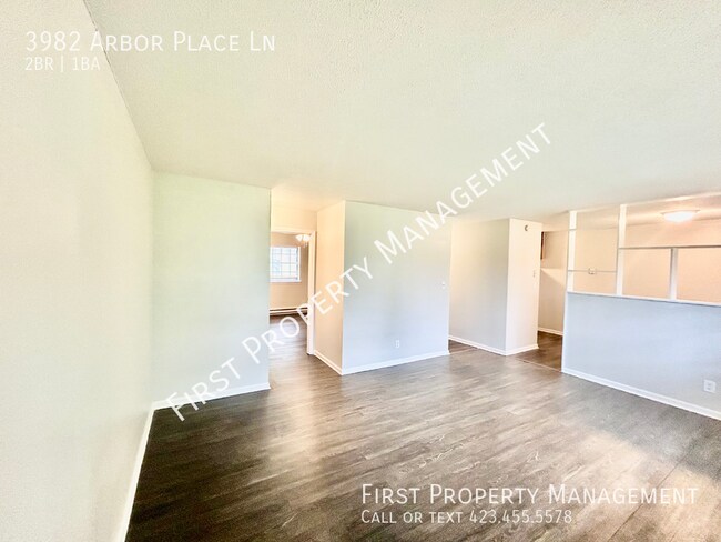 Foto del edificio - 3982 Arbor Pl Ln