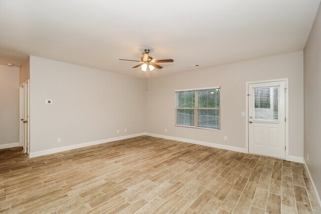 Foto del edificio - 13 Dry Hollow Way