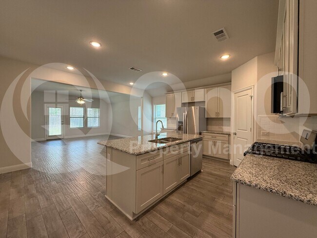 Foto del edificio - 15904 Placid Trail
