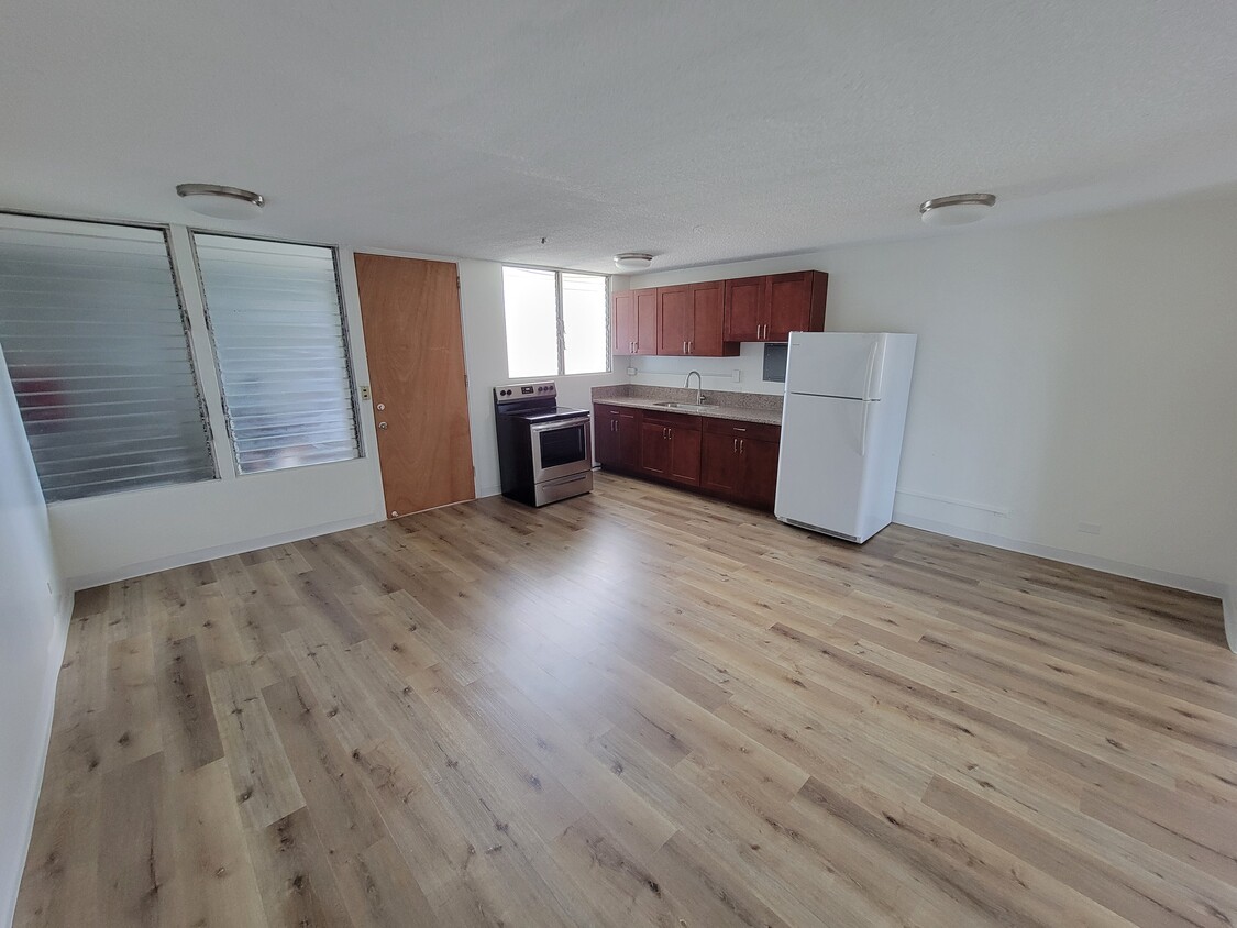 Photo - 3175 Waialae Ave (Honolulu, HI)