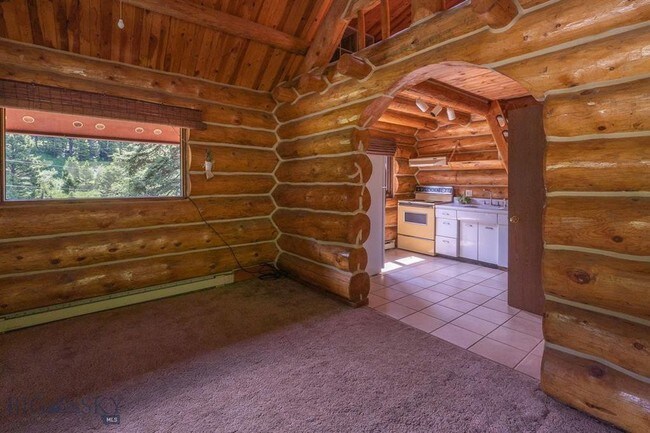 Foto del edificio - 207 Quinn Creek Rd