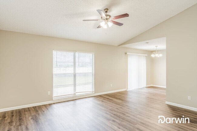 Building Photo - 4617 Cabbage Palm Dr