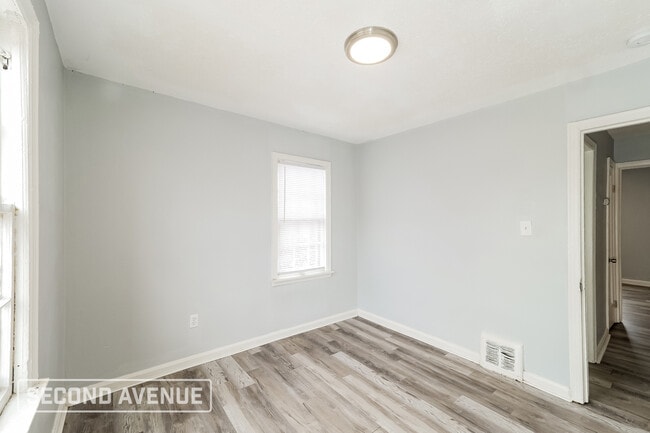 Building Photo - 4655 Benton Blvd