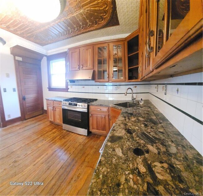 Building Photo - 29 Welling Ave