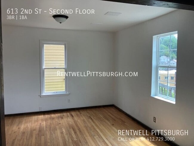 Building Photo - 613 2nd St