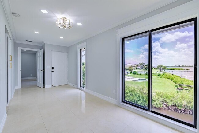 Foto del edificio - 4403 7th St E