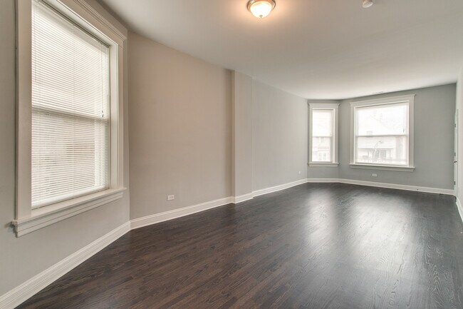 Building Photo - 3017 W Belden Ave