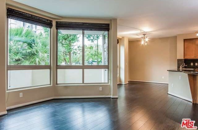 Foto del edificio - 13044 Pacific Promenade