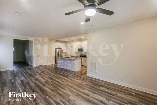 Foto del edificio - 215 Parkwood Dr NW